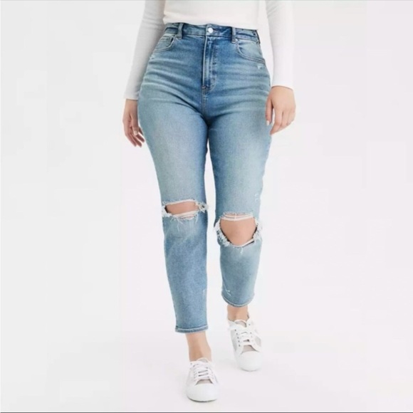 American Eagle Outfitters Denim - American Eagle AE Stretch Ripped Curvy Mom Jean